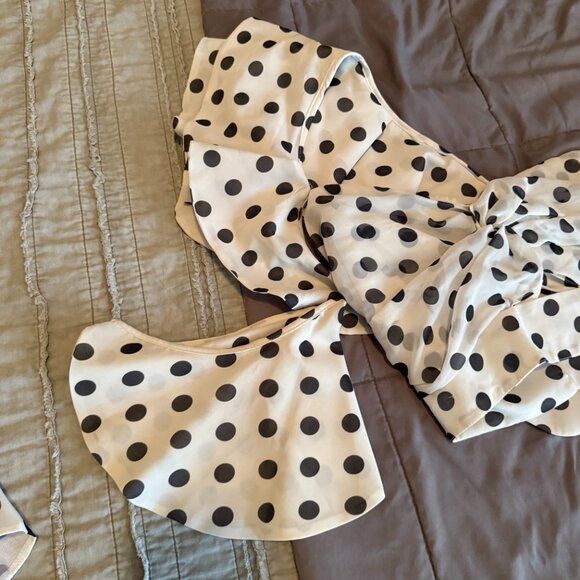 One Shoulder Crop Top - Picture 6 of 7